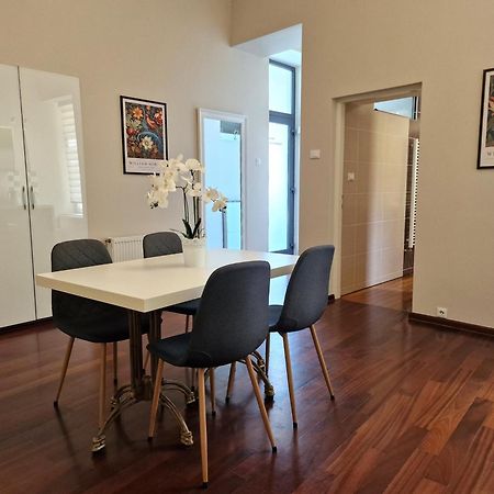 Apartment Exclusive View Cvjetni Trg Zagrzeb Zewnętrze zdjęcie